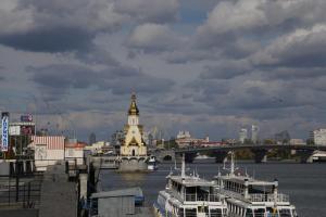 4FEFF87A-723D-49E7-94C6-7D6C391E0EED