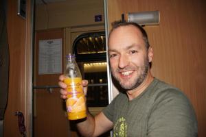 7266F1D5-DE47-4C1F-8E4E-11EBAE00CE4A