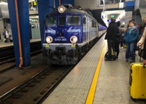 F5B0519F-2835-4853-ABCB-A182F42A7A9E